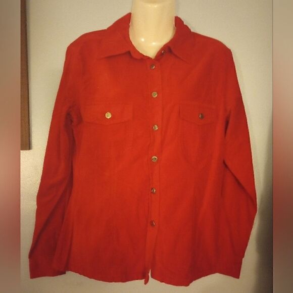 Kathy Ireland velvet button down with silver buttons and front pockets - Picture 3 of 11